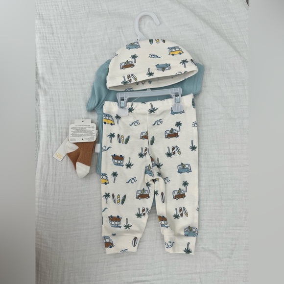 Tahari Boys 4 Piece Set Baby Boys Surf - Picture 2 of 2